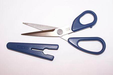 7" Clover Serrated Scissors