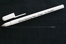 Clover White Pen